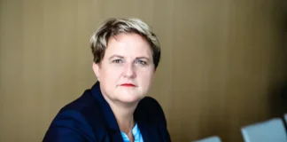 Poslanka Godec: Če bo ta vlada še naslednja štiri leta, se lahko pod nosom obrišemo za javno zdravstvo