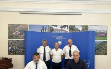 PODPIS POGODBE ZA SANACIJO GASILSKEGA DOMA NA HOTIZI