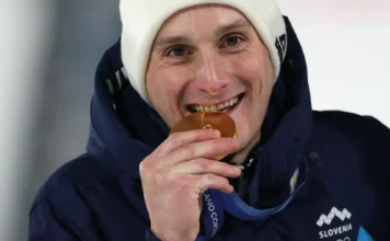 Domen Prevc se je zapisal v zgodovino olimpijskih iger z zlatimi črkami