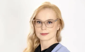 Anja Rakuša Brus: Pomemben argument za mojo kandidaturo je izkušnja z aktualno vlado, ki stroke ne posluša dovolj