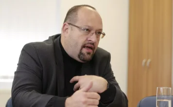 Komentar: “Nova vlada bo nestabilna – če sploh nastane”