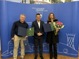 Robert Göncz in Hilda Požgai za pogumno in požrtvovalno dejanje prejela županovo priznanje